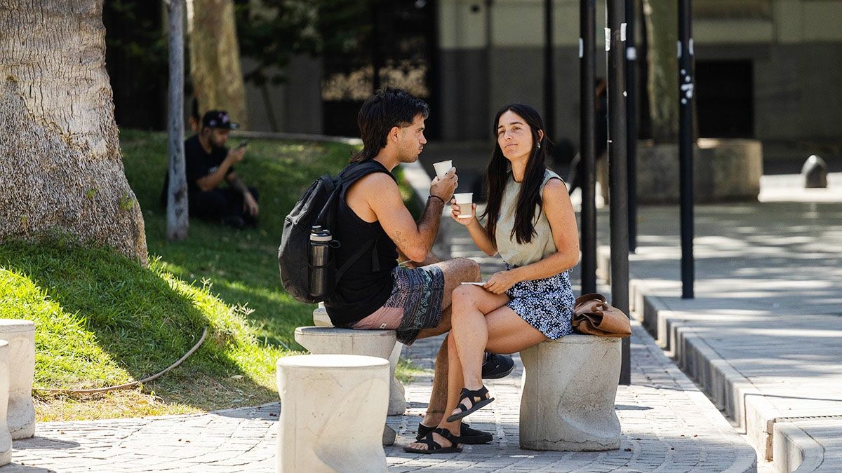 La ola de calor permanece este jueves con temperaturas elevadas