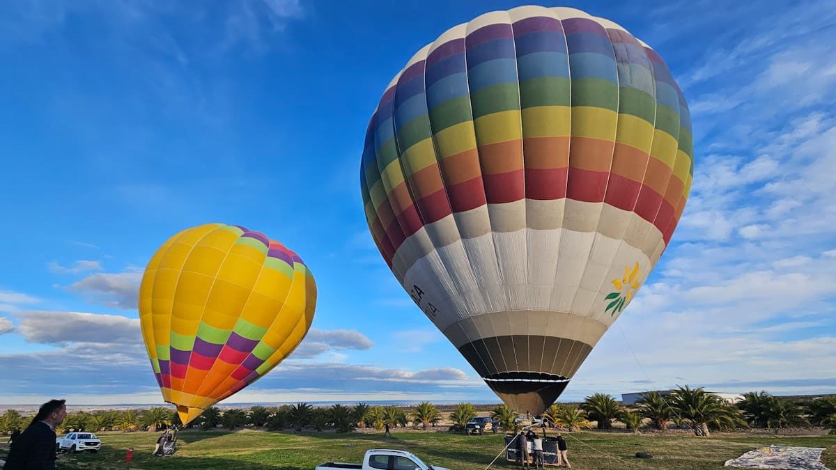 El lujoso evento entre viñas y con vista a la cordillera fue en Lomas del Malbec, en Agrelo, Luján. El lujoso evento entre viñas y con vista a la cordillera fue en Lomas del Malbec, en Agrelo, Luján.