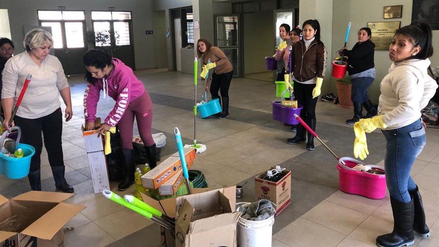La DGE contrató una empresa para que limpie las escuelas en Uspallata