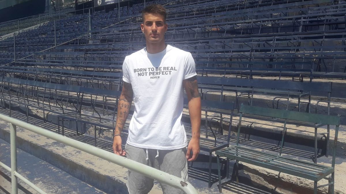 El defensor Francisco Petrasso una de las incorporaciones de Independiente Rivadavia que llegó de River Plate.