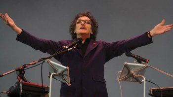 Otro premio más para Charly García