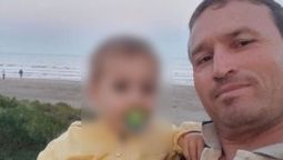 Gustavo Suárez, hombre de 48 años, mató de un disparo a su hijo de 4 años y luego se quitó a vida tras dejar un mensaje en un estado de Whatsapp. Gustavo Suárez, hombre de 48 años, mató de un disparo a su hijo de 4 años y luego se quitó a vida tras dejar un mensaje en un estado de Whatsapp.