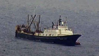 Rescatadas 46 personas de un pesquero naufragado en Alaska