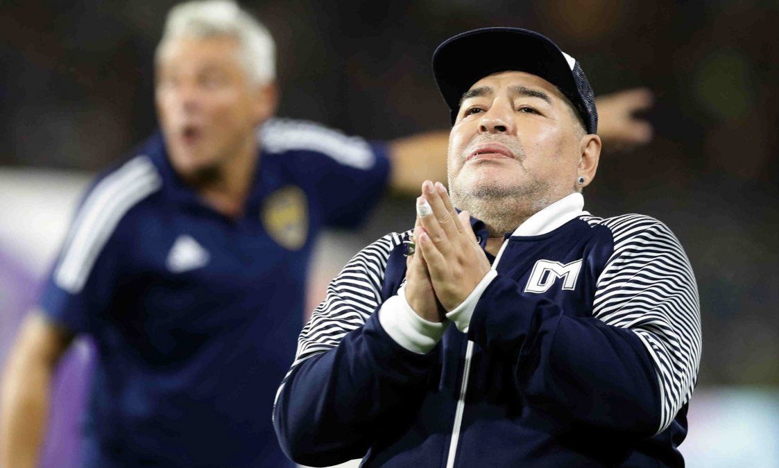 Maradona evoluciona muy bien y sería dado de alta.
