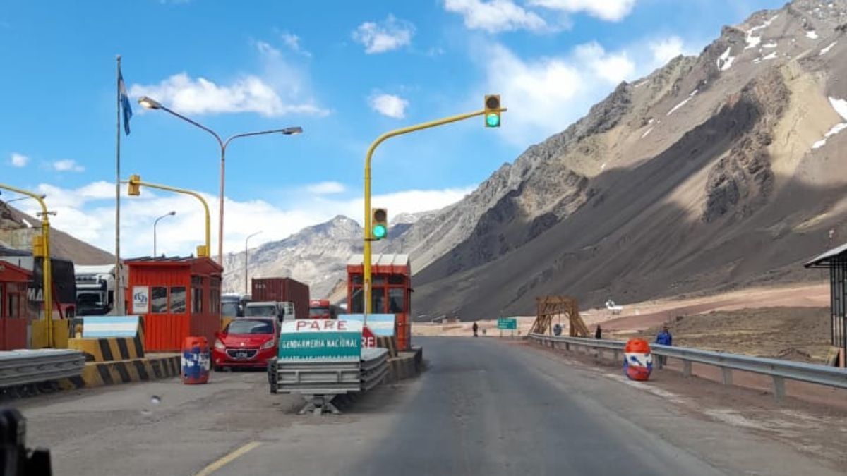 Este domingo se reabrió el Paso Cristo Redentor, luego del cierre preventivo. El tránsito está habilitado para todo tipo de vehículos durante las 24 horas.