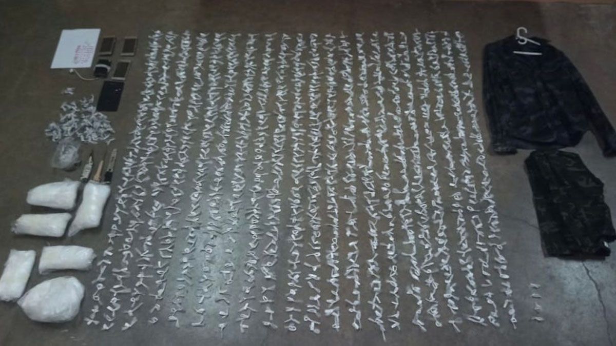 Las dosis halladas el lunes en el penal de Almafuerte. Foto: Ministerio de Seguridad.