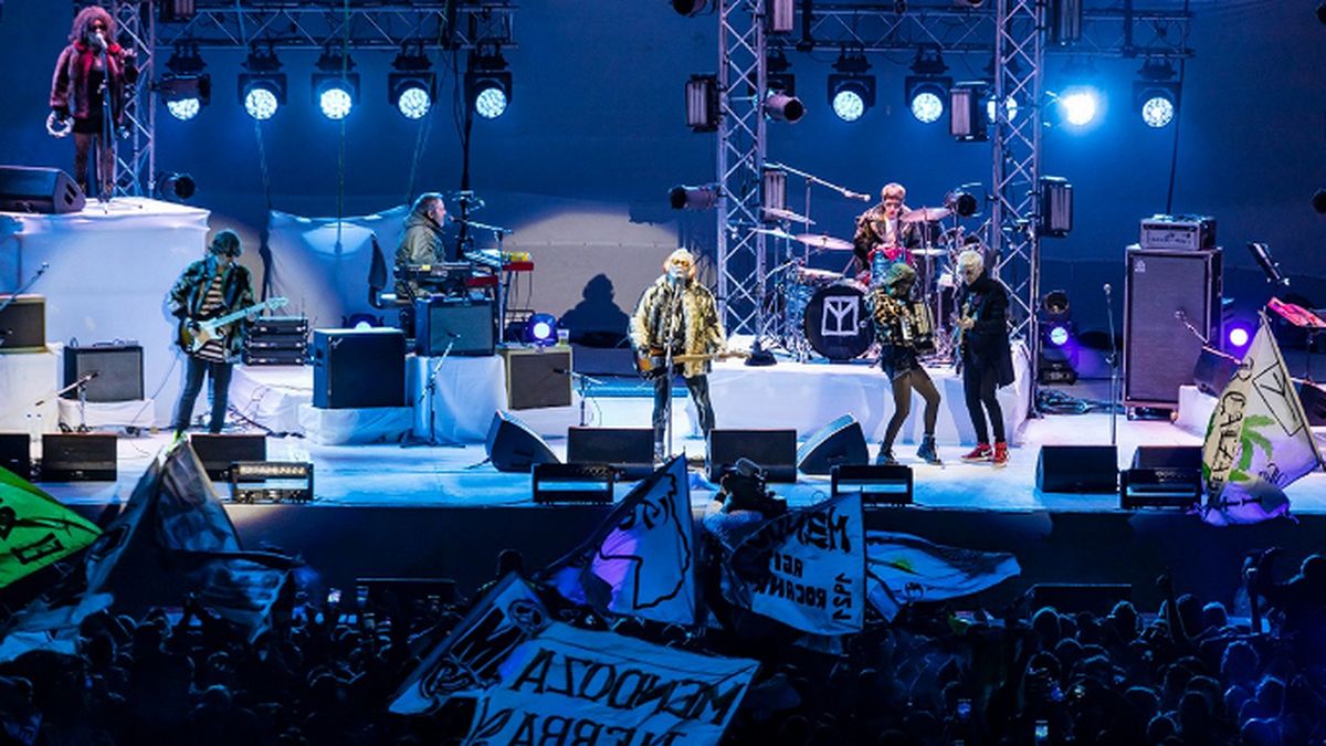 ¿Quieren rock? Pity lo despilfarró en el Frank Romero Day. ¿Quieren rock? Pity lo despilfarró en el Frank Romero Day.