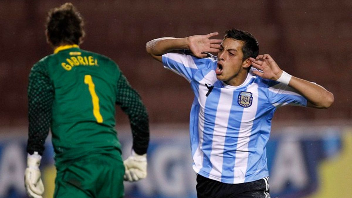 Rogelio Funes Mori jugó para Argentina y ahora vestirá los colores de México.