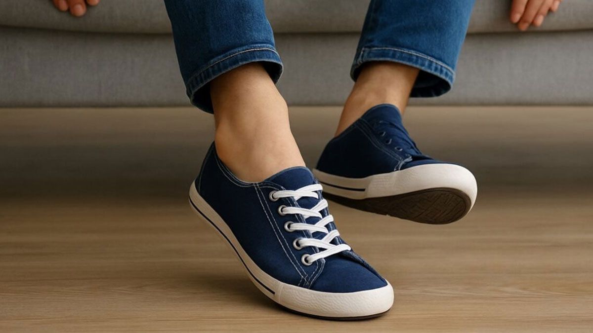 Los especialistas opinan sobre sacarse las zapatillas sin desatar los cordones, en un comportamiento que no todos saben qué significa. Los especialistas opinan sobre sacarse las zapatillas sin desatar los cordones, en un comportamiento que no todos saben qué significa.