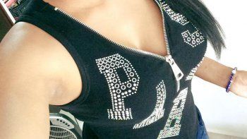 La policía que hizo topless ahora bailará en clubes nocturnos