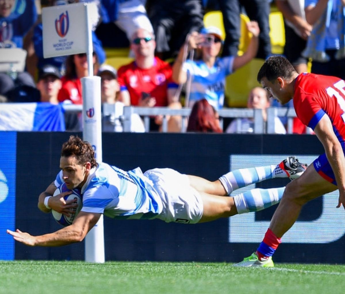 Nicolás Sánchez marcó el primer try en un partido histórico para él y para Los Pumas Nicolás Sánchez marcó el primer try en un partido histórico para él y para Los Pumas