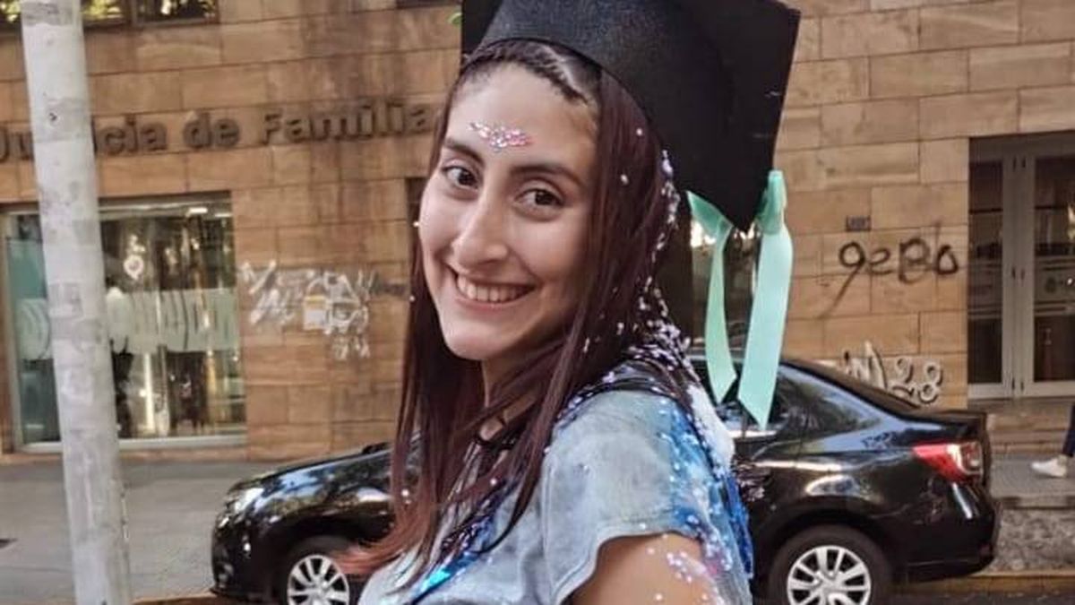 Tamara y la sonrisa de felicidad al convertirse este mes en docente. Tamara y la sonrisa de felicidad al convertirse este mes en docente.