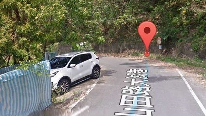 Google Maps captó a dos enamorados desnudos e in fraganti