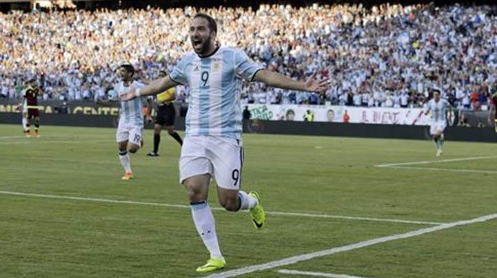El desahogo de Higuaín: así fue el primer gol del Pipita