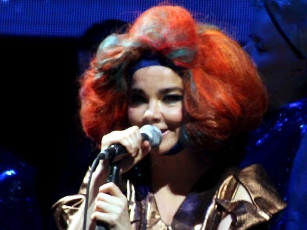 Björk canceló sus shows
