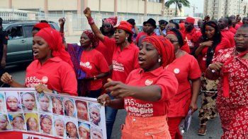 El ejército de Nigeria liberó a 241 mujeres y niños secuestrados por Boko Haram