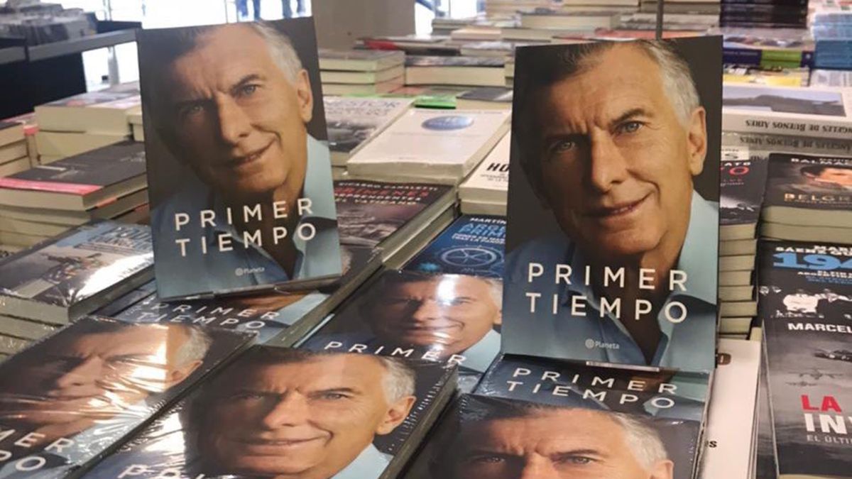 Primer Tiempo se vende a 1.690 pesos en las librerías.