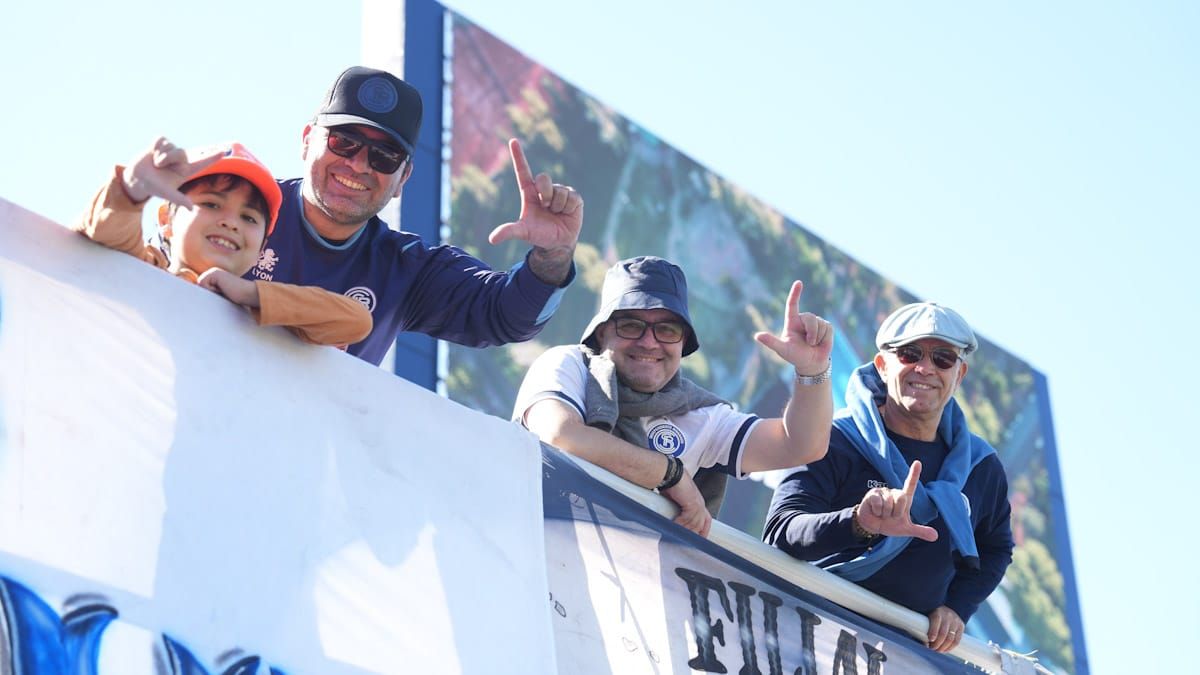 Fiesta del fútbol en el Gargantini.