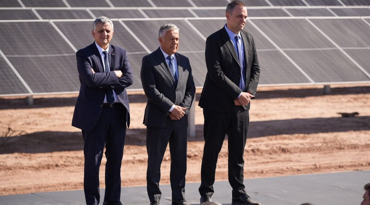 Alfredo Cornejo, Manuel Adorni y Horacio Marín en la inauguración de El Quemado.