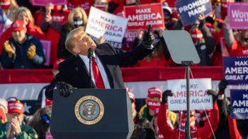 Varias celebridades dicen que se irán de Estados Unidos si gana Trump