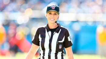 Por primera vez, una mujer integrará el grupo arbitral del Super Bowl