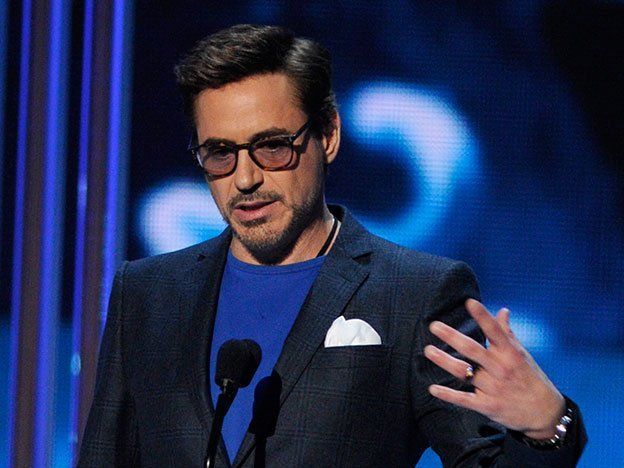 Robert Downey Jr. veía doble en los Premios Peoples Choice