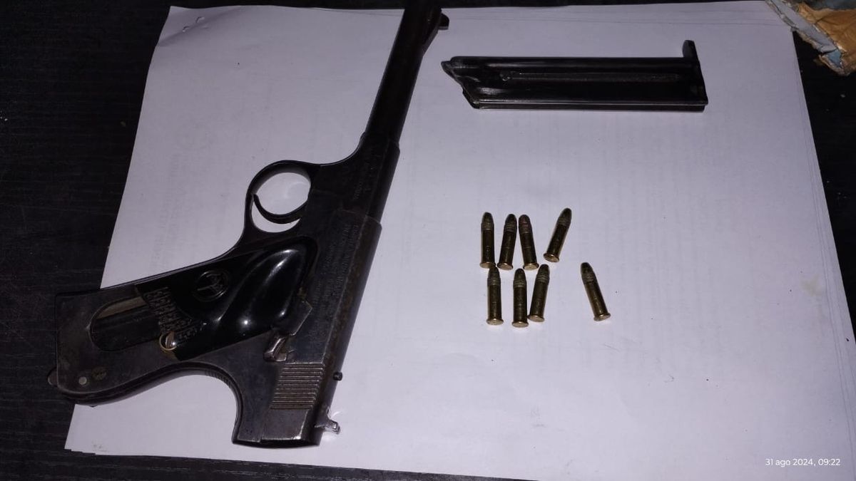 También hubo secuestro de armas. También hubo secuestro de armas.