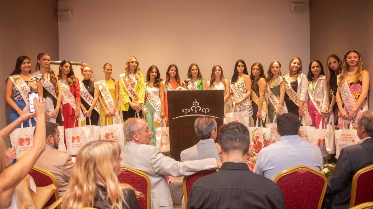 Este viernes las 18 candidatas a Reina Nacional de la Vendimia 2026 iniciarán su convivencia real en un hotel céntrico.