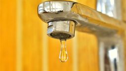 Toda canilla que pierda agua, puede dejar de hacerlo con un arreglo bastante fácil, que todo el mundo puede realizar. Foto: gentileza manosunidas.org.