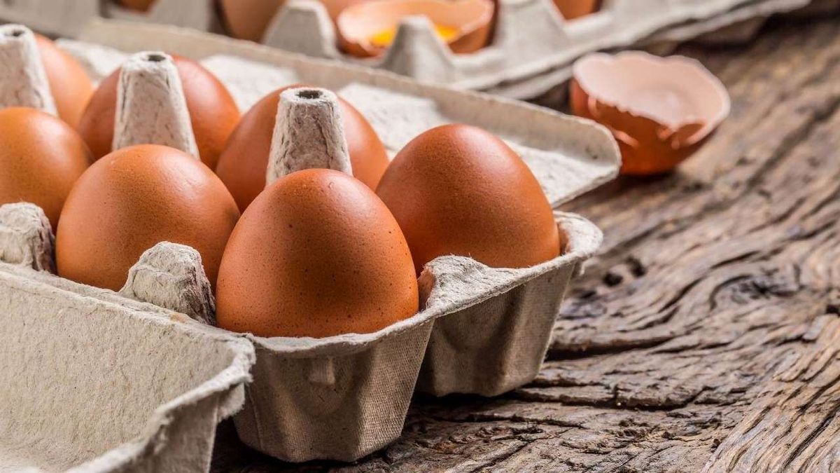 El truco de cocina que te ayuda a saber si un huevo está fresco o no