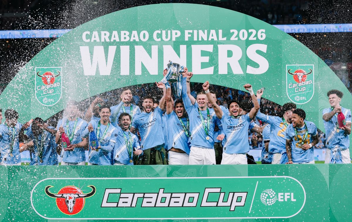 Manchester City es campeón de la Carabao Cup y Pep Guardiola sumó otro título a su palmarés
