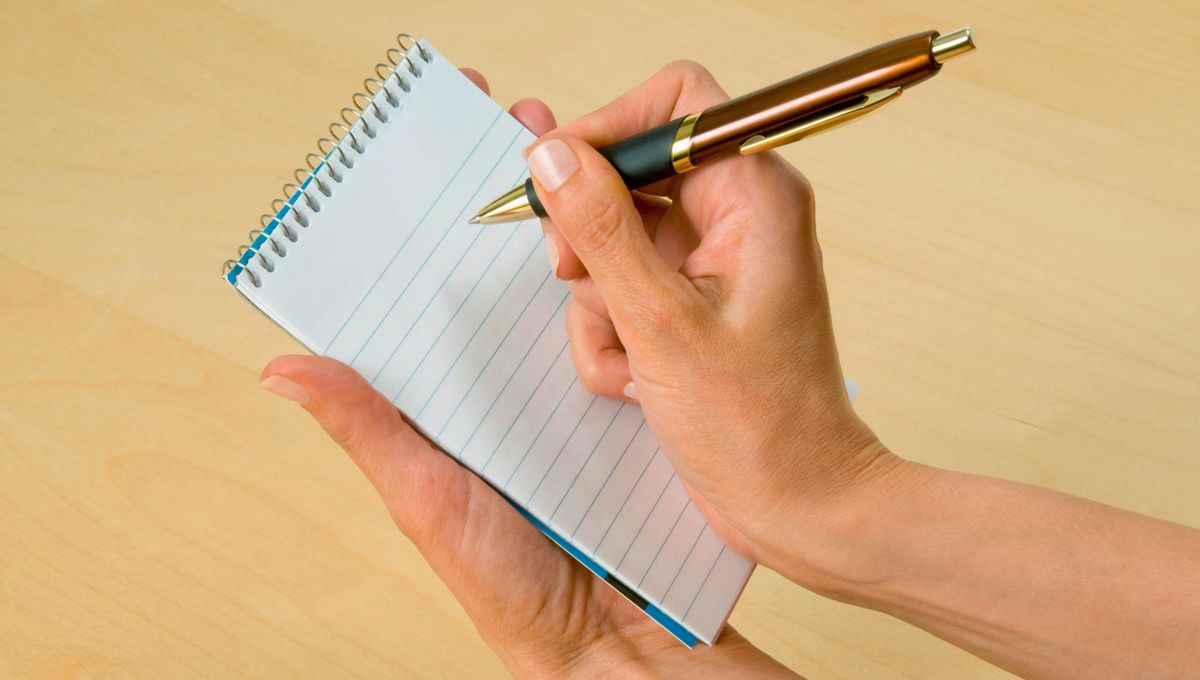 Toma nota y presta atención para descubrir la palabra del día