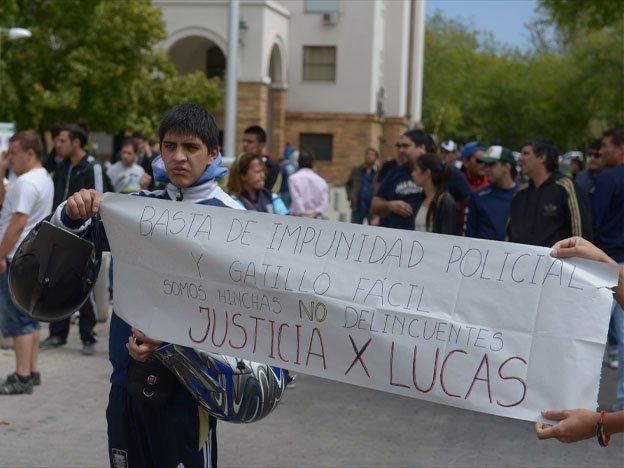 Cruce de acusaciones por la muerte del hincha de la Lepra