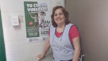 La emboscó al salir de la escuela, la atropelló y la ejecutó a puñaladas pese a tener perimetral
