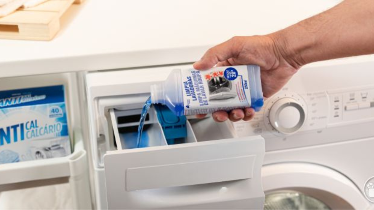 El poderoso limpiador de Mercadona que elimina restos de residuos, el moho y los malos olores rápidamente. El poderoso limpiador de Mercadona que elimina restos de residuos, el moho y los malos olores rápidamente.