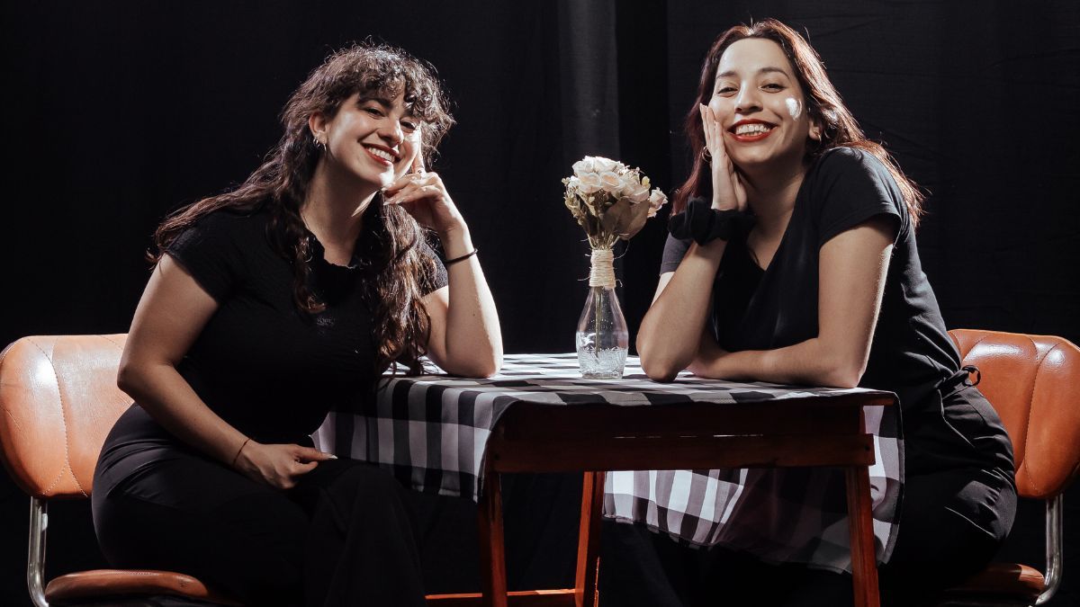 Antonella Jaque (izquierda) y Florencia Maldonado (derecha), productora y directora -respectivamente- de la obra de teatro Antonella Jaque (izquierda) y Florencia Maldonado (derecha), productora y directora -respectivamente- de la obra de teatro