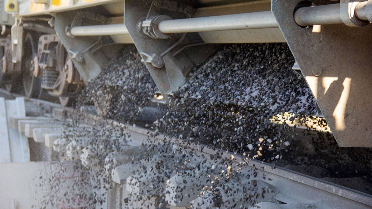 El transporte de carga de coque desde Mendoza tuvo como destino la refinería de YPF de La Plata.