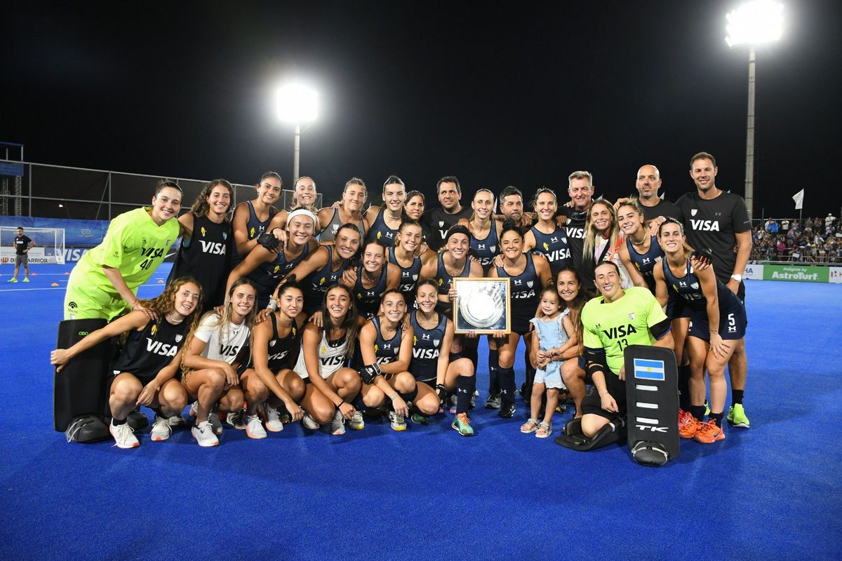 Las Leonas cerraron el año en Santiago del Estero. Las Leonas cerraron el año en Santiago del Estero.