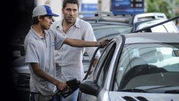 En junio habrá un nuevo aumento de combustibles