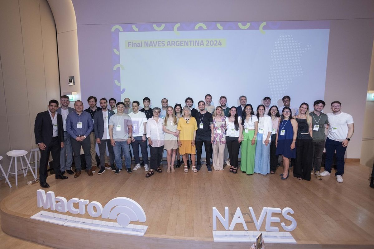 Banco Macro y emprende IAE premiaron a los proyectos ganadores. Banco Macro y emprende IAE premiaron a los proyectos ganadores.