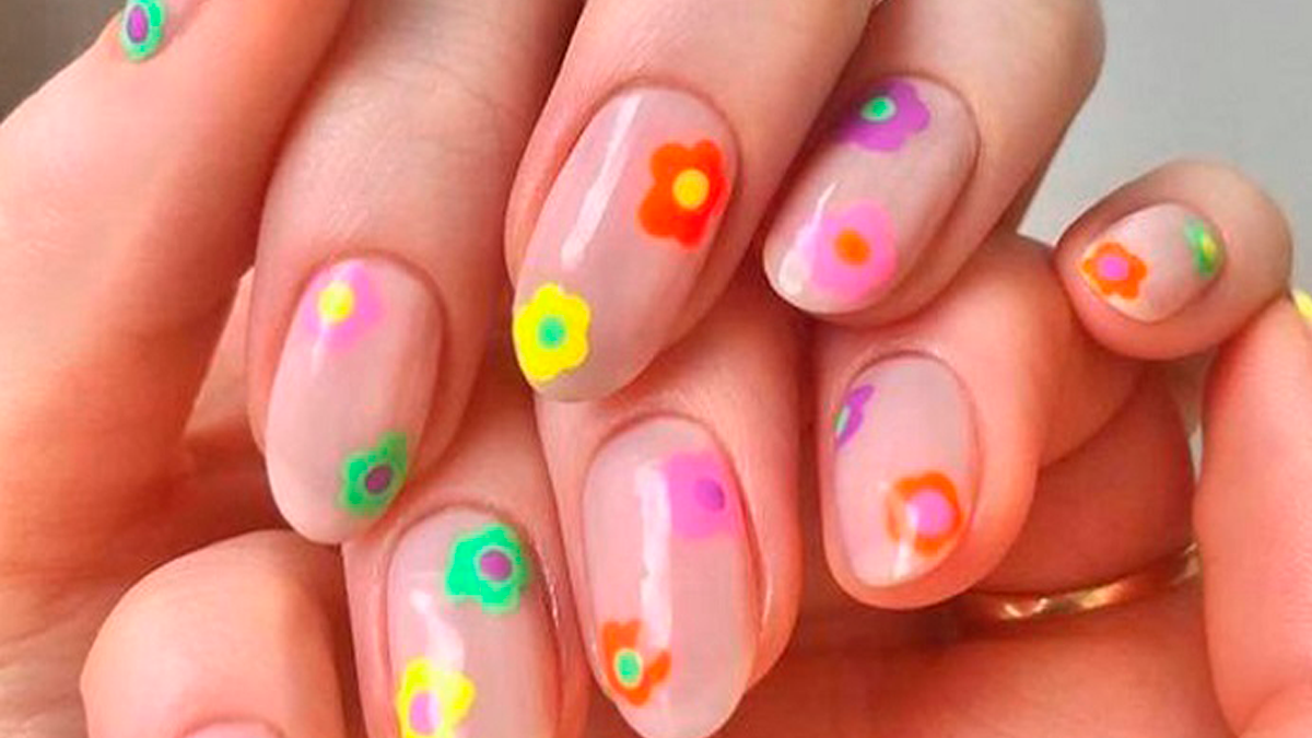 Los tips de belleza virales ayudan a lograr los mejores diseños en las uñas.