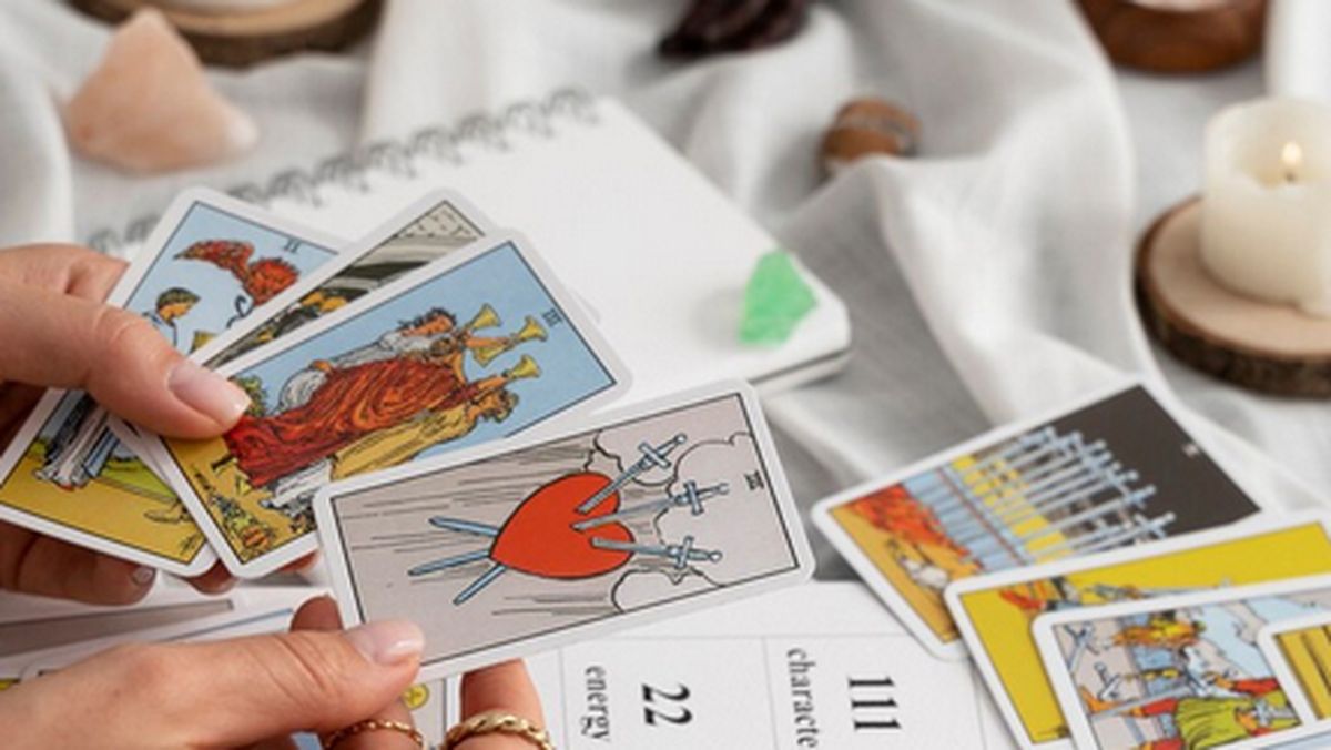 Tarot: descubre tu destino para hoy jueves 11 de julio de 2024