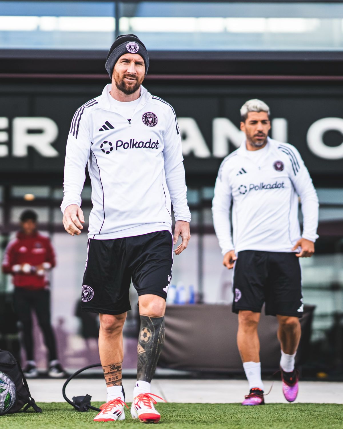 Lionel Messi volvió a los entrenamientos, bajo las órdenes de Javier Mascherano. Lionel Messi volvió a los entrenamientos, bajo las órdenes de Javier Mascherano.