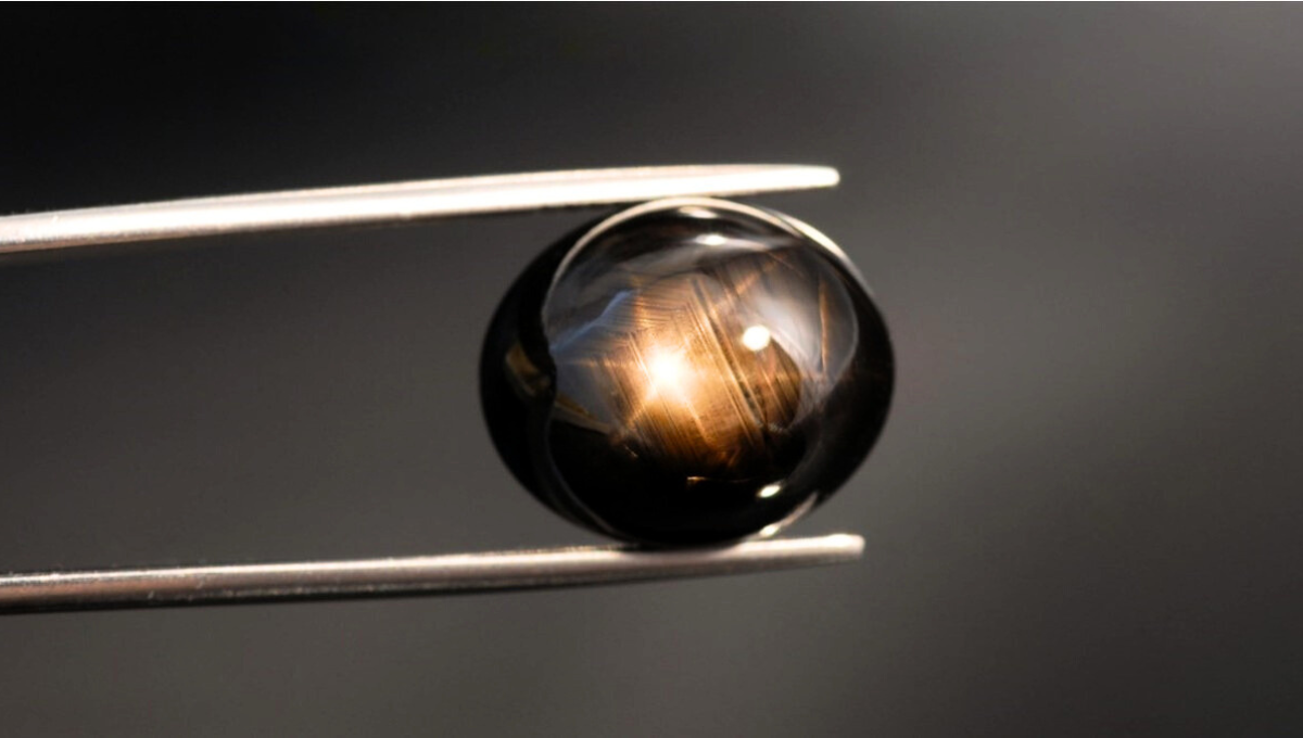 Las autoridades encontraron un zafiro o piedra preciosa de 510 kilos