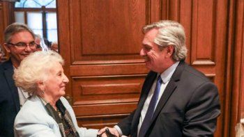 Fernández creó un cargo de derechos humanos y designó a un hijo de Carlotto 