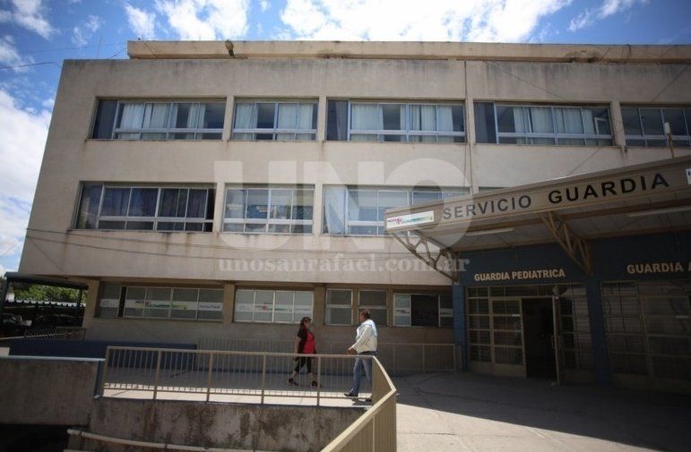 Brutal agresión a un joven que terminó internado en el hospital