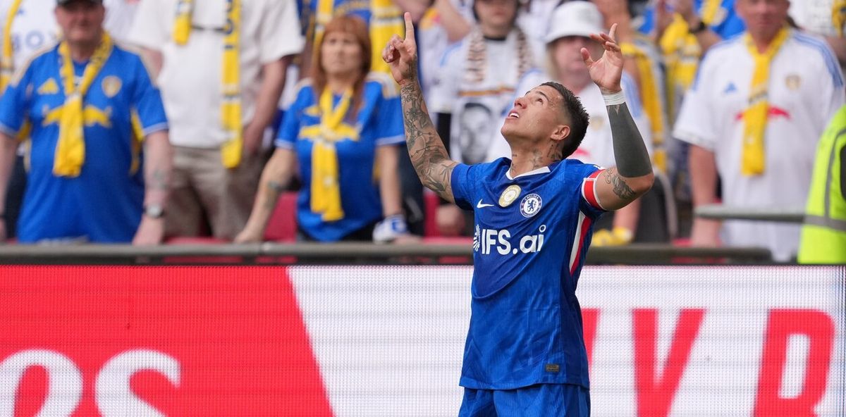 Enzo Fernández volvió al gol y a ser capitán en el Chelsea.