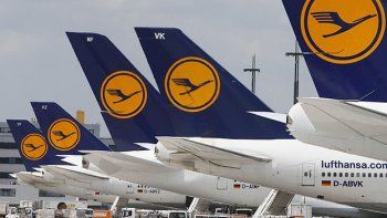Lufthansa debió cancelar la mitad de vuelos de larga distancia por una huelga de sus pilotos