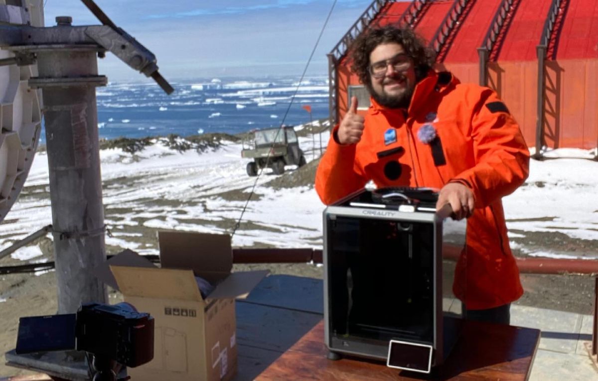 Instalación de los equipos 3D en Base Marambio en La Antártida.