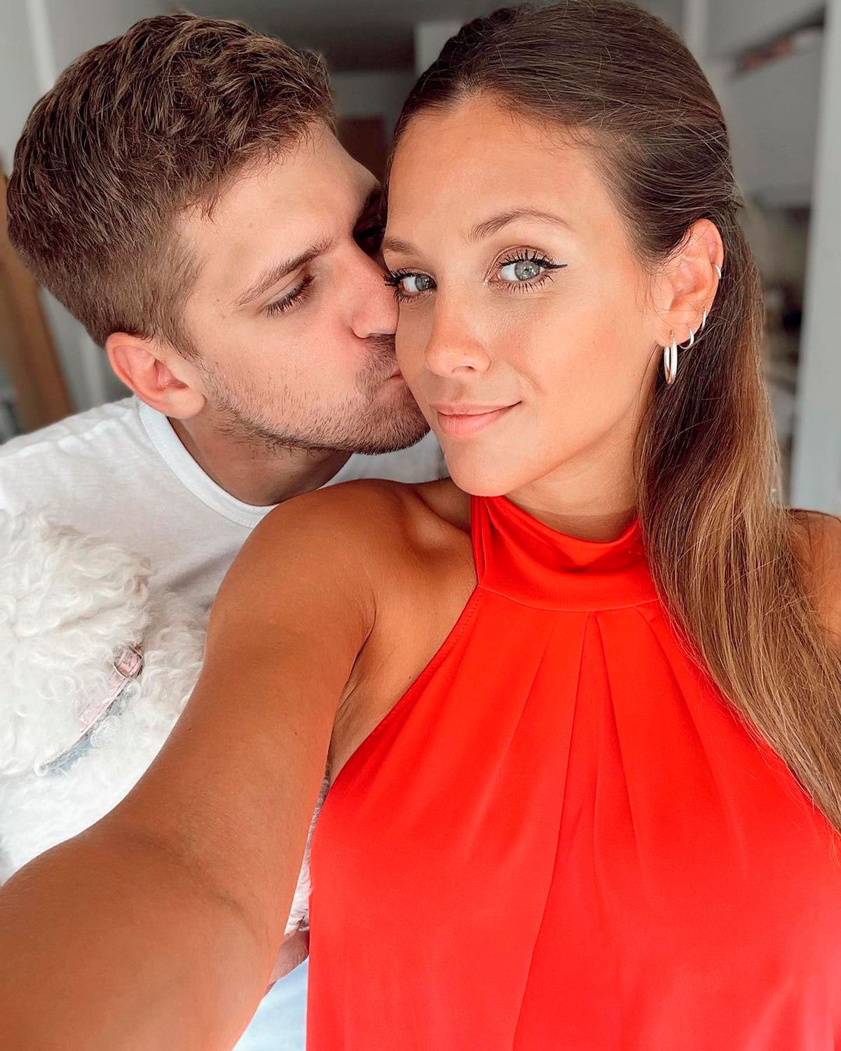 Lucas Rodríguez y Barbie Vélez será padres por primera vez.